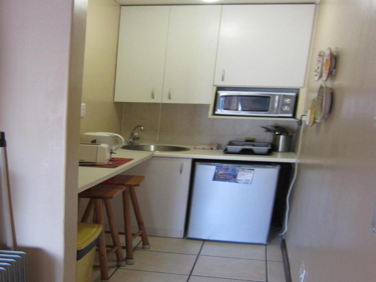 Smithland Guest Apartments Cape Town Bellville Esterno foto