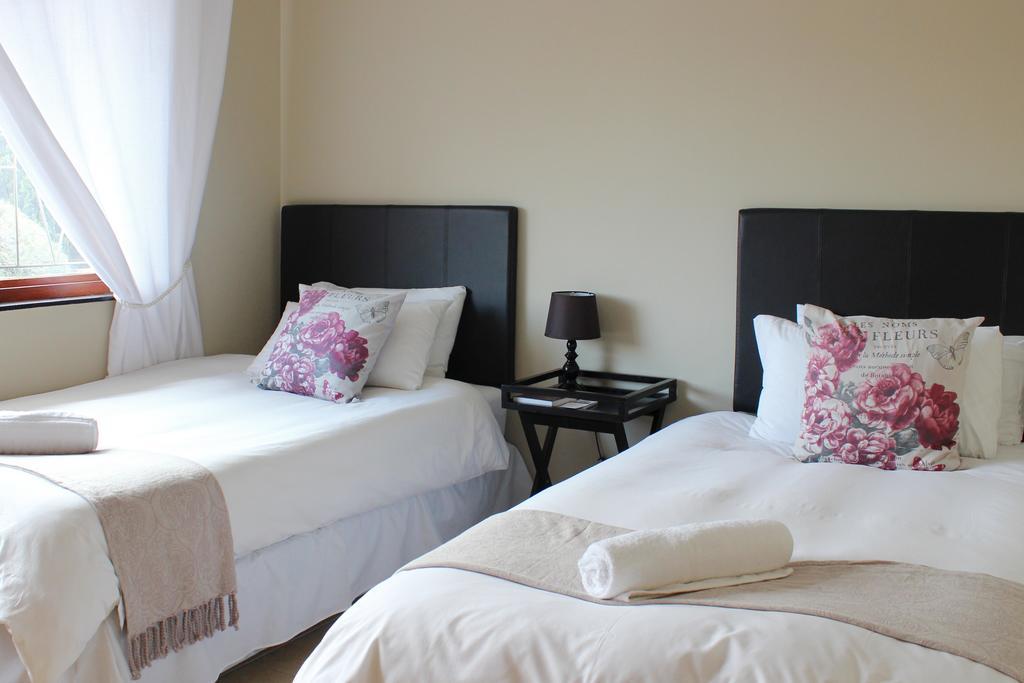 Smithland Guest Apartments Cape Town Bellville Esterno foto