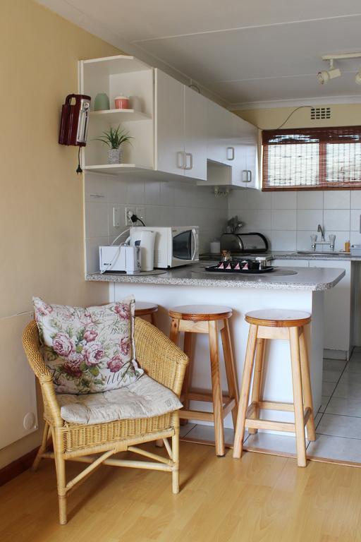 Smithland Guest Apartments Cape Town Bellville Esterno foto