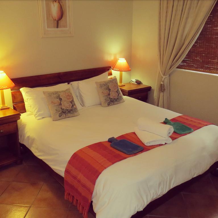 Smithland Guest Apartments Cape Town Bellville Esterno foto