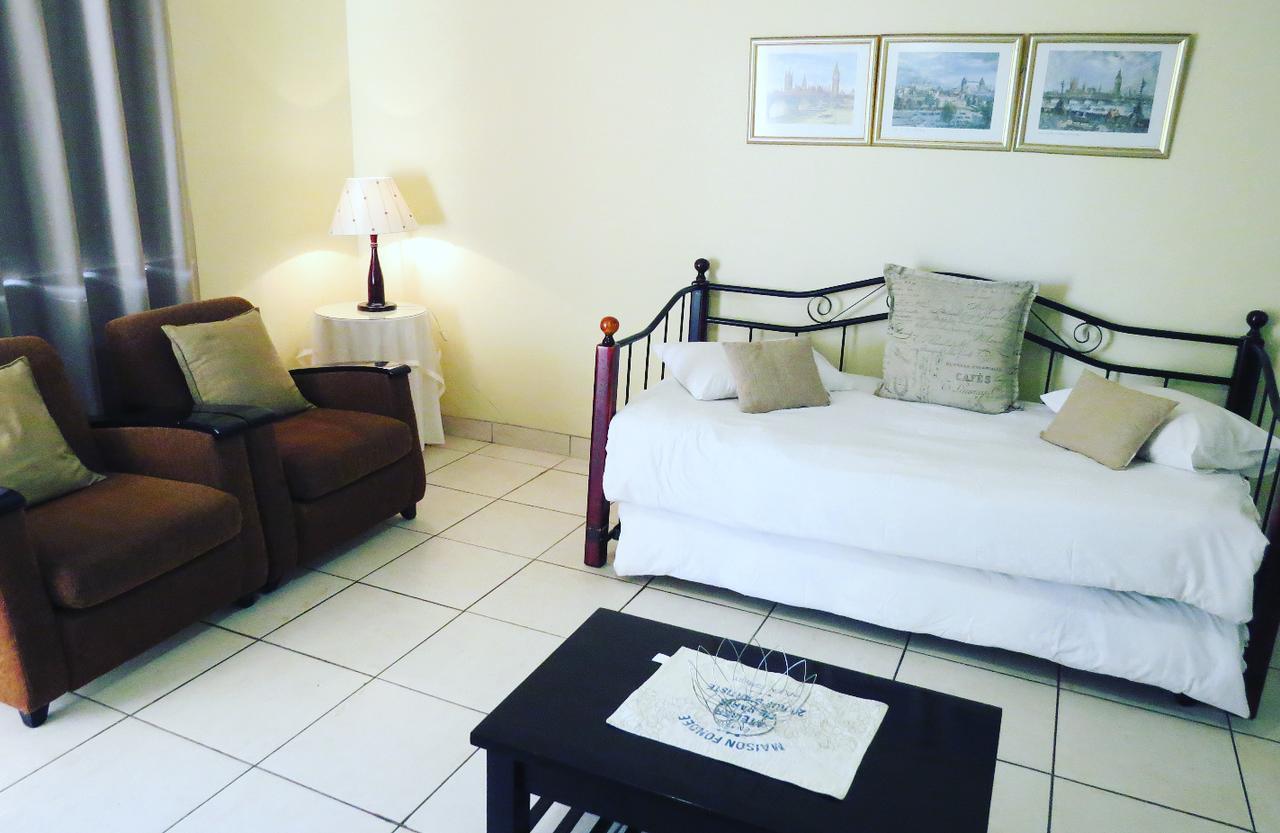 Smithland Guest Apartments Cape Town Bellville Esterno foto