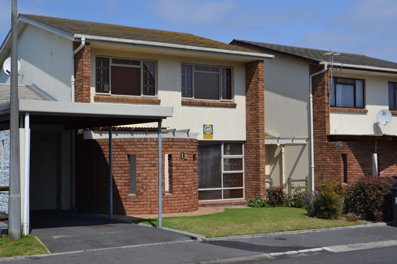Smithland Guest Apartments Cape Town Bellville Esterno foto