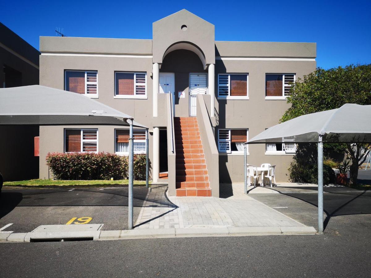 Smithland Guest Apartments Cape Town Bellville Esterno foto