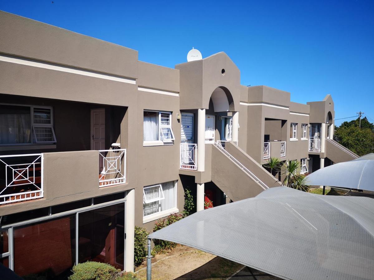 Smithland Guest Apartments Cape Town Bellville Esterno foto